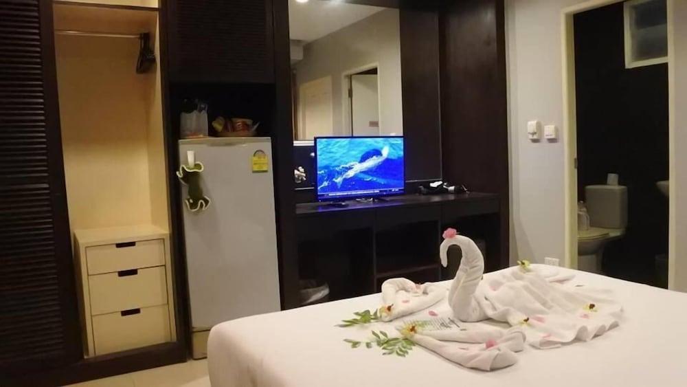 Hotel Baannueng@Kathu Phuket Esterno foto